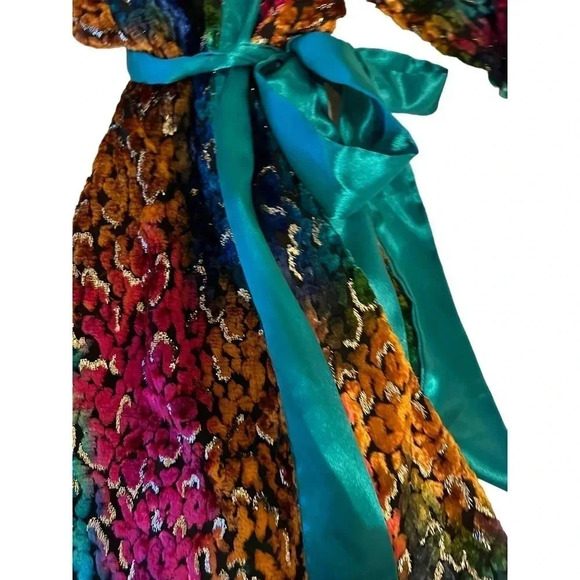 Victoria’s Secret Vintage gold label robe - Picture 2 of 7